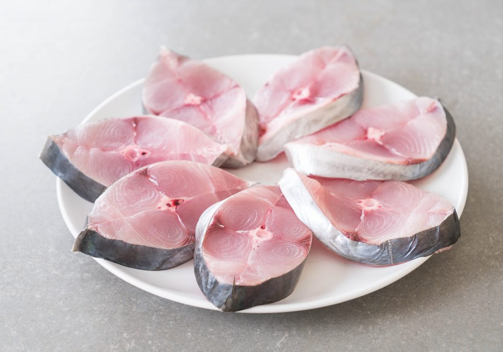Raw fish slices are good sources of nutrients and omega-3 fatty acids.