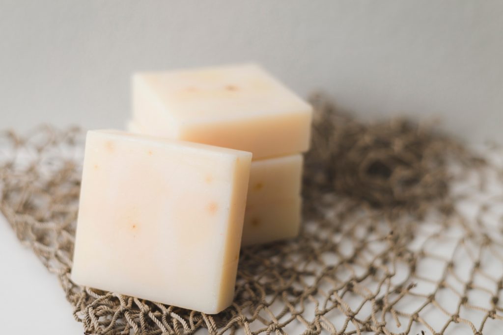 A soap bar infused with riboflavin, a B-vitamin that supports skin, eye health, and the nervous system.